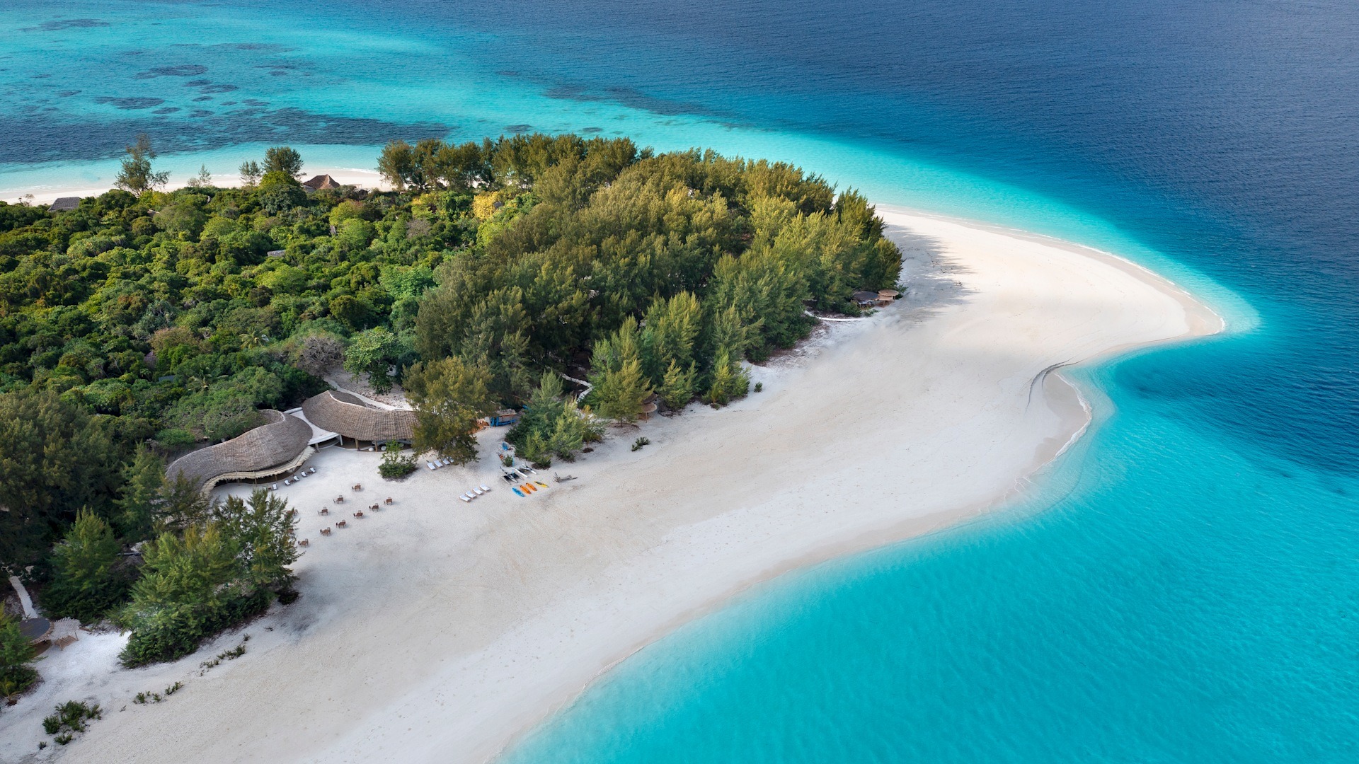 Mnemba Island Lodge